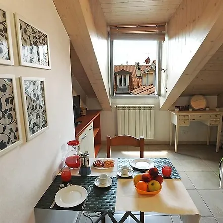 Apartment A Un Passo Da Porta Nuova E Dal Centro: Io&te *
