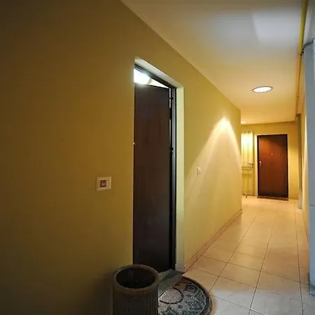 Apartment A Un Passo Da Porta Nuova E Dal Centro: Io&te